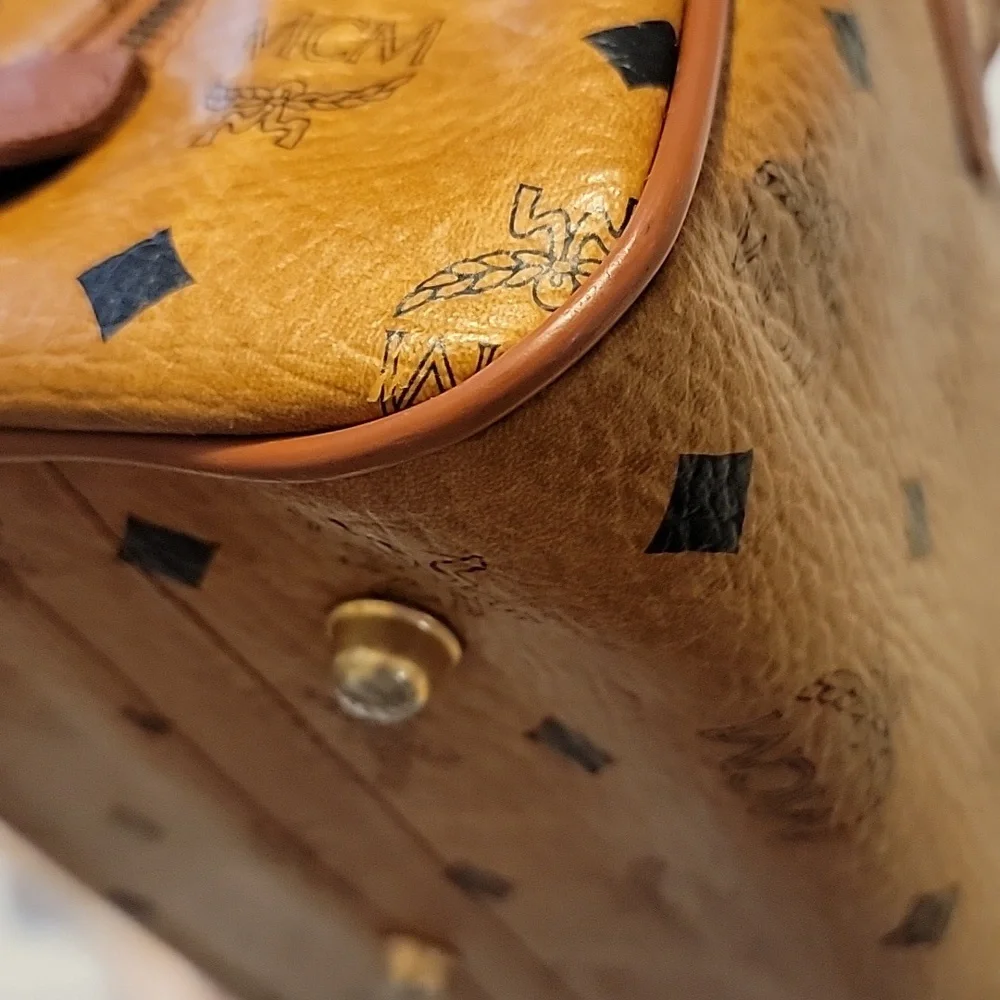 MCM Cognac And Black Visetos BOSTON BAG K4681 - Picture 11 of 13